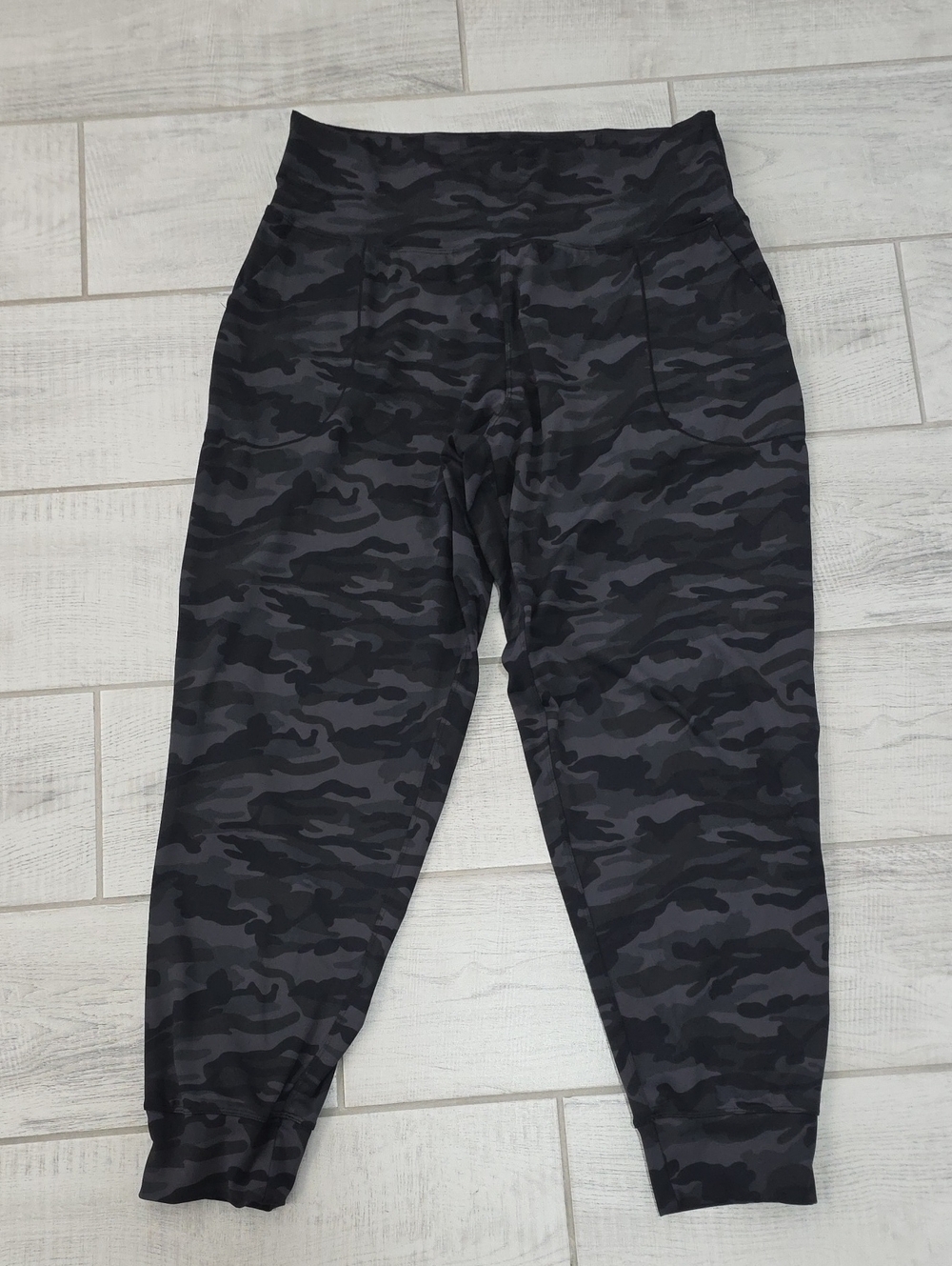 Oalka Camo Athletic Yoga Pants XXL Pockets Cuff Outdoor Athletic